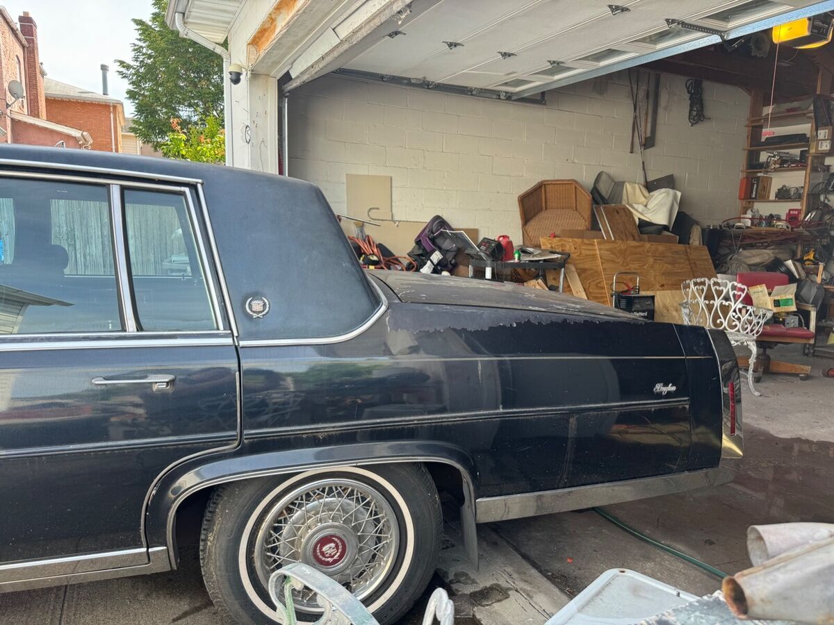 1988 Cadillac Fleetwood BROUGHAM - photo 4