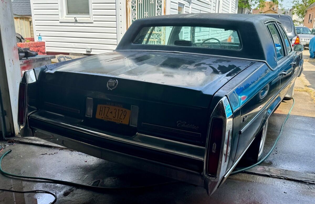 1988 Cadillac Fleetwood BROUGHAM - photo 5