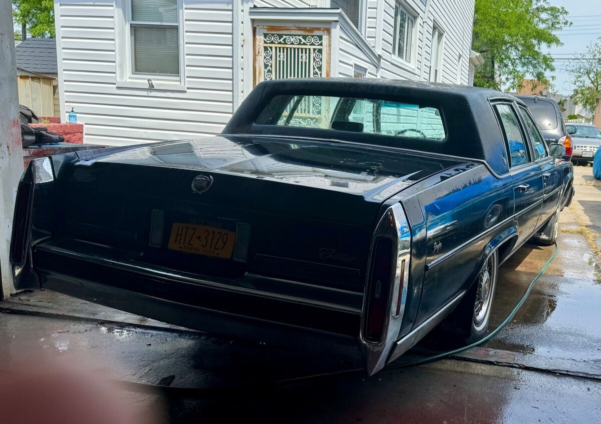 1988 Cadillac Fleetwood BROUGHAM - photo 6