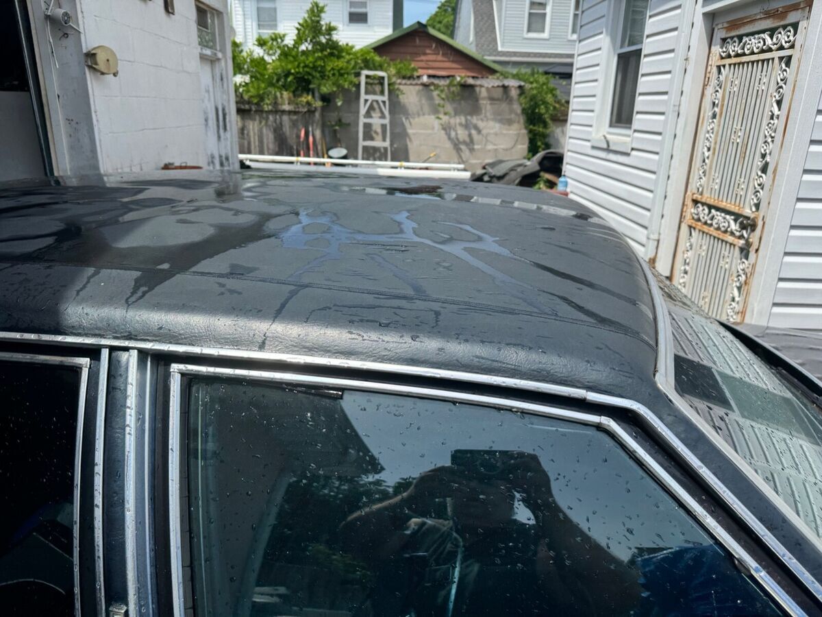 1988 Cadillac Fleetwood BROUGHAM - photo 8