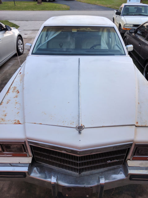 1988 Cadillac Fleetwood Brougham - photo 10