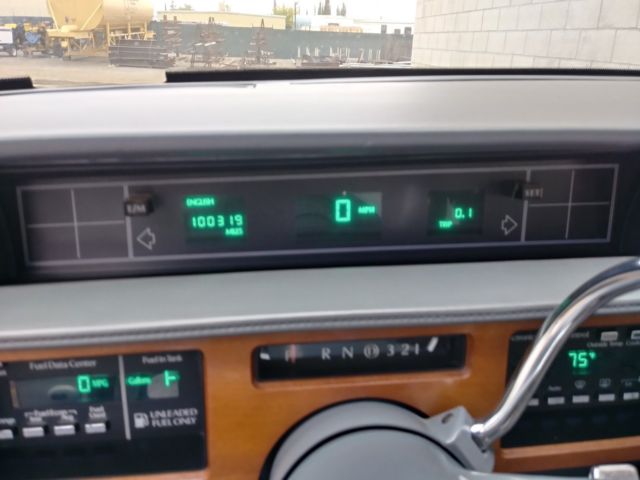 1988 Cadillac Fleetwood D'Dlegance quilted leather - photo 12