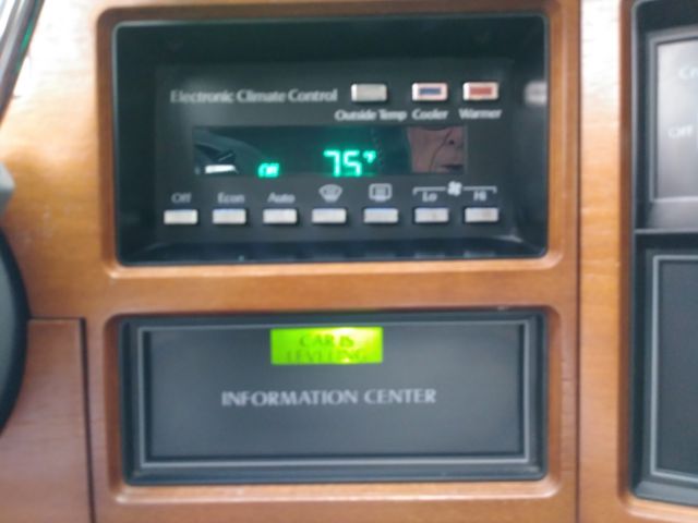 1988 Cadillac Fleetwood D'Dlegance quilted leather - photo 13