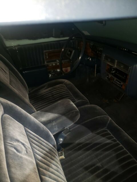 1988 Cadillac Fleetwood Brougham Limousine - photo 13