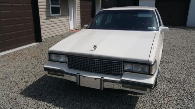 1988 Cadillac Fleetwood - photo 3