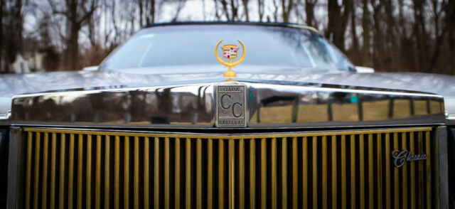 1988 Cadillac Fleetwood DElegance 1 Owner 52K Mi Texas Carriage Top CARFAX! - photo 13