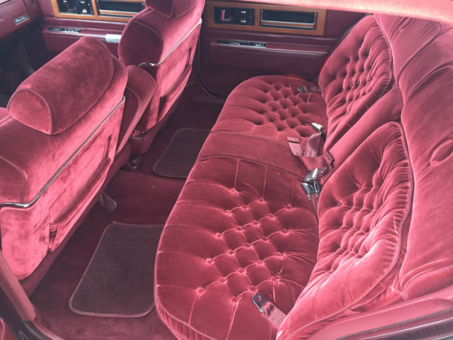 1988 Cadillac Fleetwood - photo 11