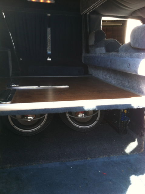 1988 Cadillac Brougham Hearse - photo 5