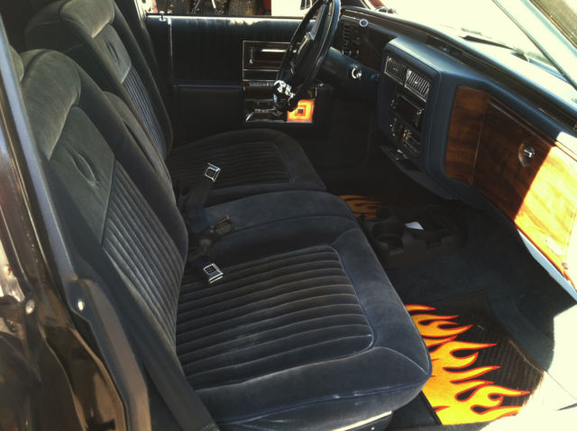 1988 Cadillac Brougham Hearse - photo 7