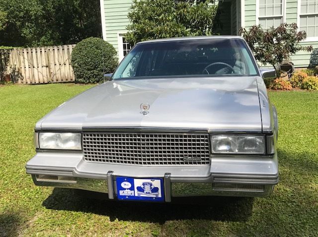 1988 Cadillac DeVille - photo 4