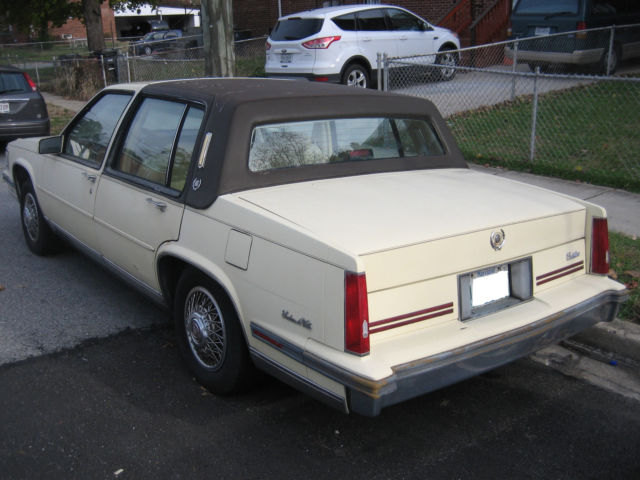 1988 Cadillac DeVille Standard - photo 3