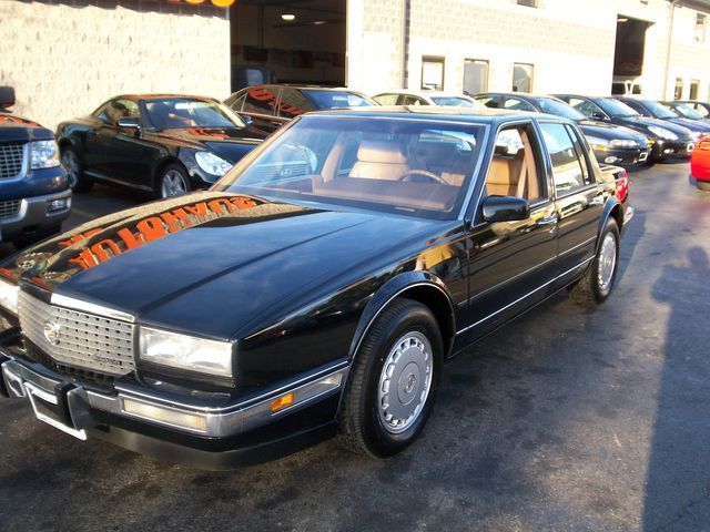 1988 Cadillac Seville STS - Prototype car, extremely rare 1988 Cadillac STS