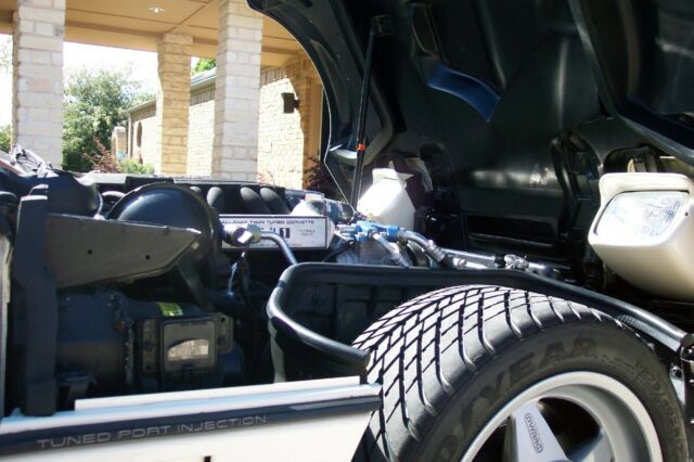 1988 Chevrolet Corvette Convertible - photo 11