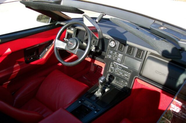 1988 Chevrolet Corvette Convertible - photo 8