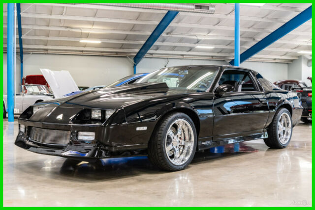1988 Camaro Custom Fully Restored Show Car 350ci 5.7L V8 Automatic 88 Z28 Iroc-Z 1988 Chevrolet Camaro 1988 Camaro Z28 Iroc-Z Show Car 350ci 5.7L V8 Show Car 88