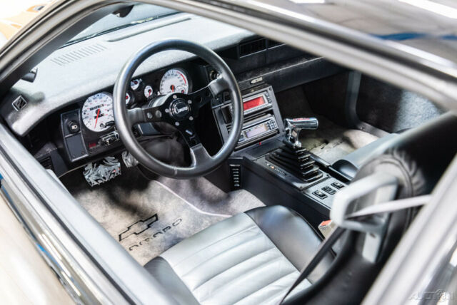 1988 Chevrolet Camaro 1988 Camaro Z28 Iroc-Z Show Car 350ci 5.7L V8 Show Car 88 - photo 13