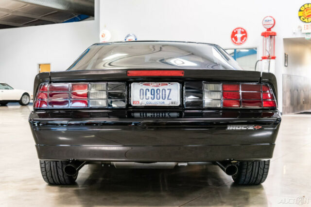 1988 Chevrolet Camaro 1988 Camaro Z28 Iroc-Z Show Car 350ci 5.7L V8 Show Car 88 - photo 4