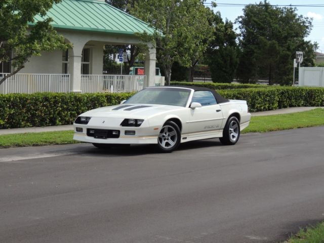 1988 Chevrolet Camaro - photo 2