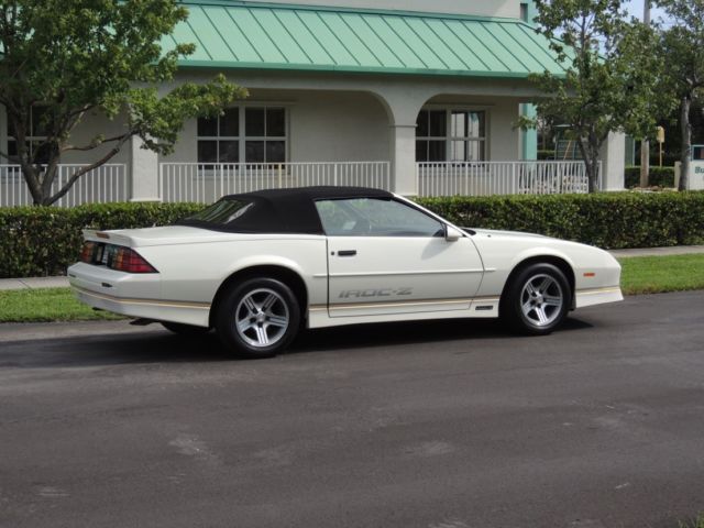 1988 Chevrolet Camaro - photo 5