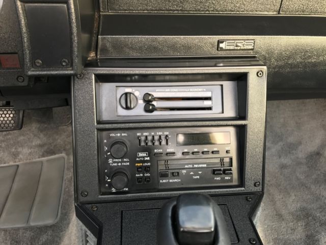 1988 Chevrolet Camaro Iroc Z28 Convertible - photo 13