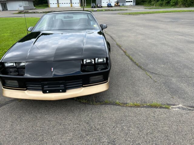 1988 Chevrolet Camaro - photo 4