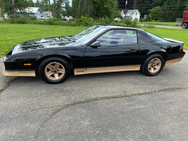 1988 Chevrolet Camaro - photo 5