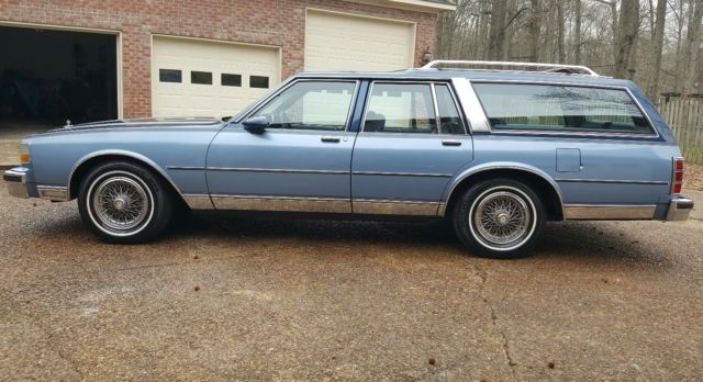 1988 Chevrolet Caprice classic wagon - photo 2