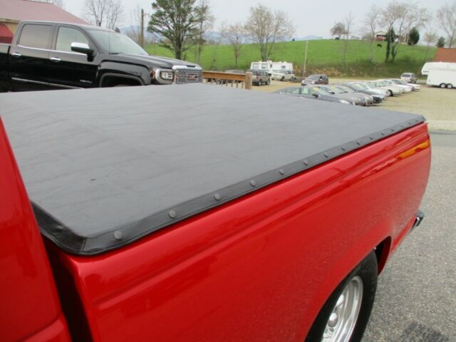 1988 Chevrolet 1/2 Ton Pickups Fleetside 117.5" WB - photo 8