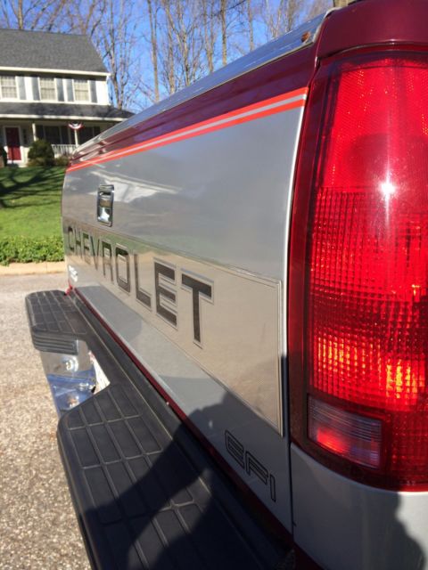 1988 Chevrolet C/K Pickup 1500 Pickup - photo 4