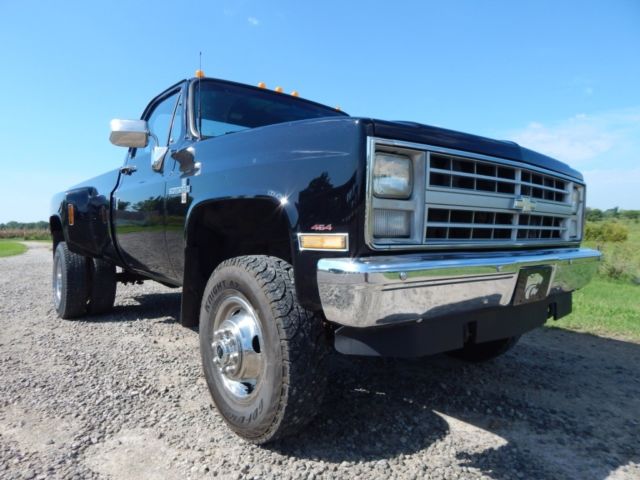 1988 Chevrolet C/K Pickup 3500 Scottsdale - photo 4