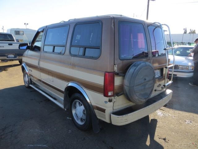 1988 Chevrolet Astro - photo 4