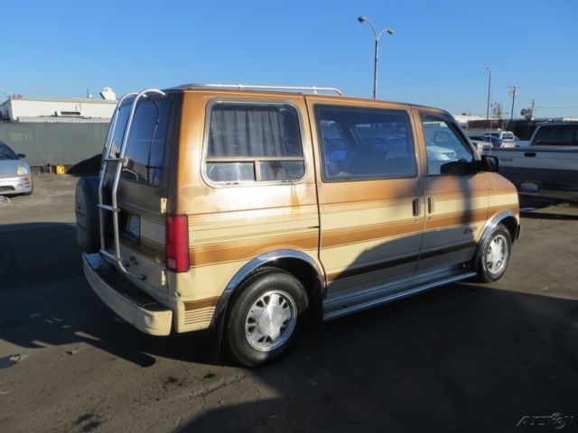 1988 Chevrolet Astro - photo 6