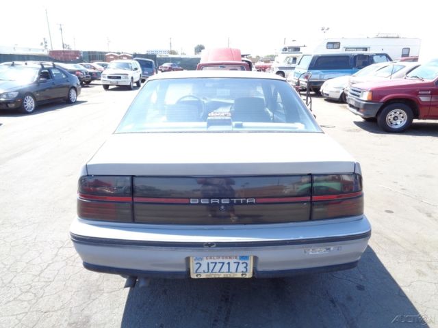 1988 Chevrolet Beretta - photo 3