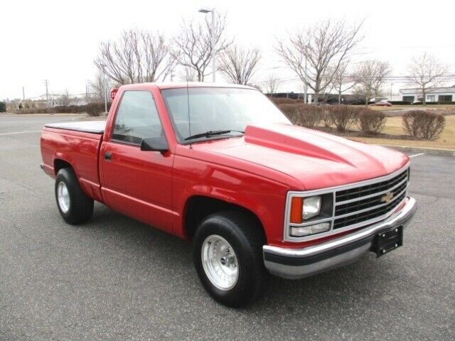 1988 Chevrolet C/K Pickup 1500 Cheyenne - photo 2