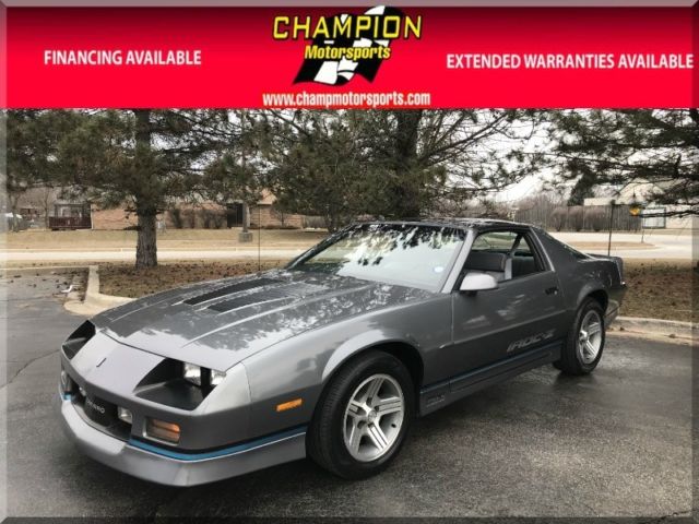1988 Chevrolet Camaro 2dr Coupe IROC Z - photo 2