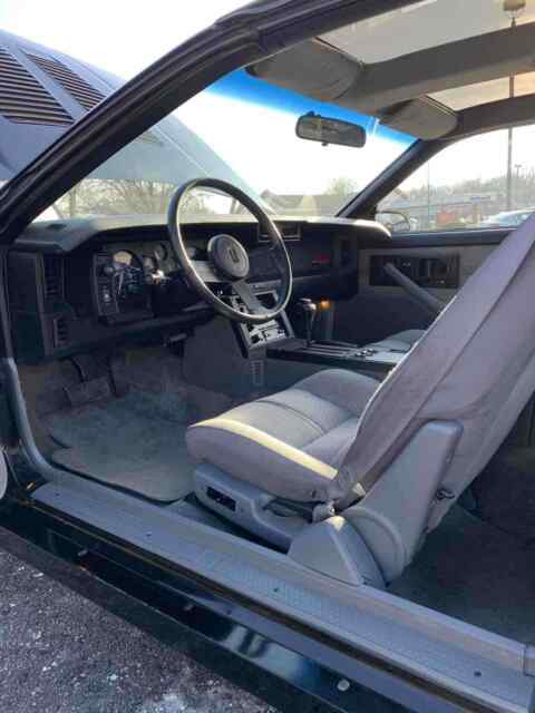 1988 Chevrolet Camaro IROC Z - photo 11