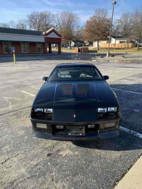 1988 Chevrolet Camaro IROC Z - photo 3
