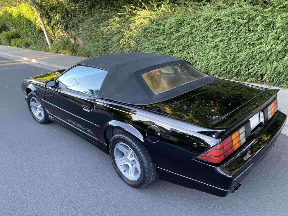 1988 Chevrolet Camaro - photo 10