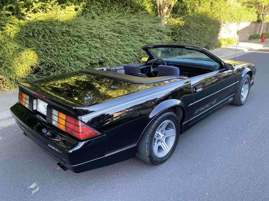 1988 Chevrolet Camaro - photo 2