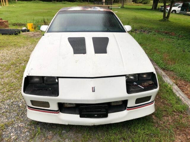 1988 Chevrolet Camaro - photo 2