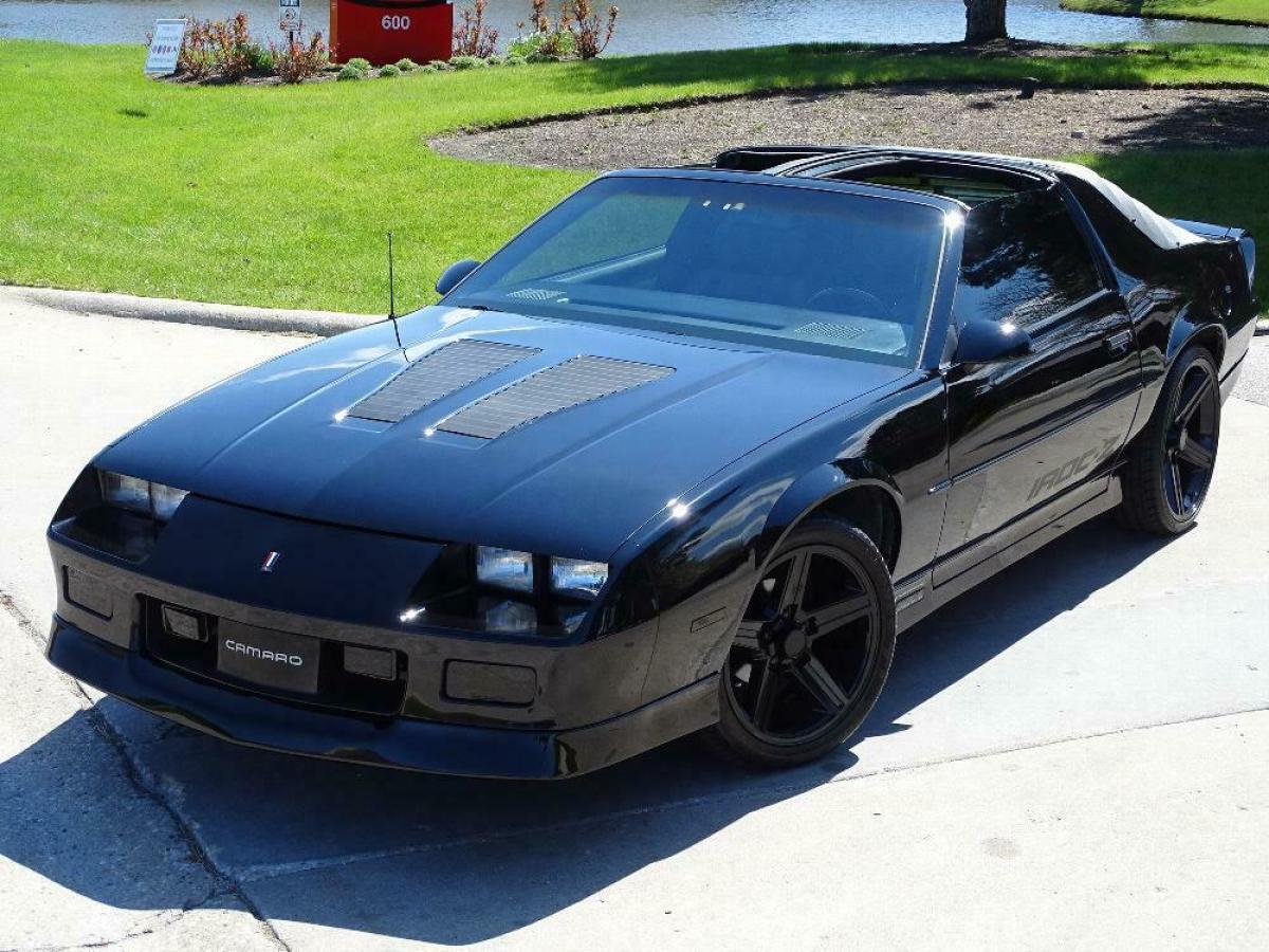 1988 Chevrolet Camaro IROC-Z - photo 4