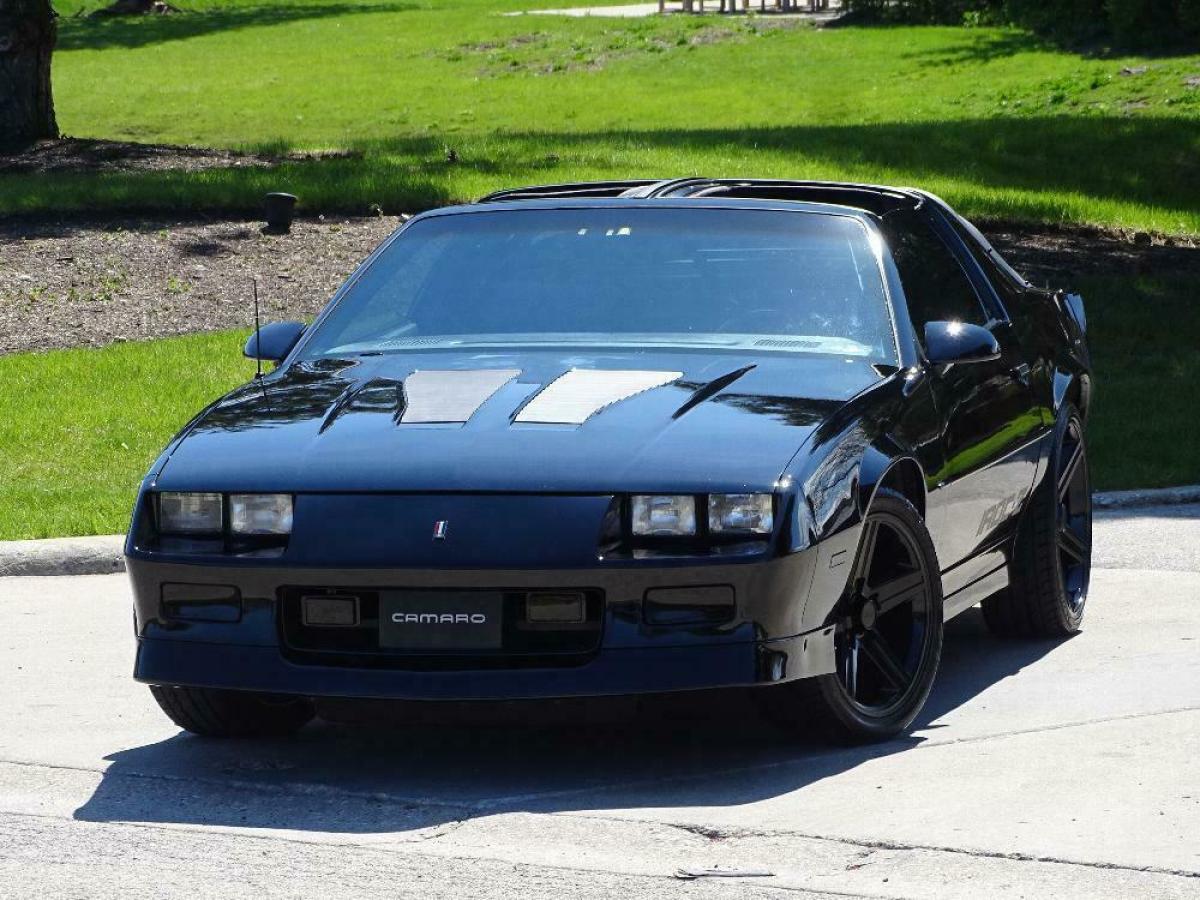 1988 Chevrolet Camaro IROC-Z - photo 8