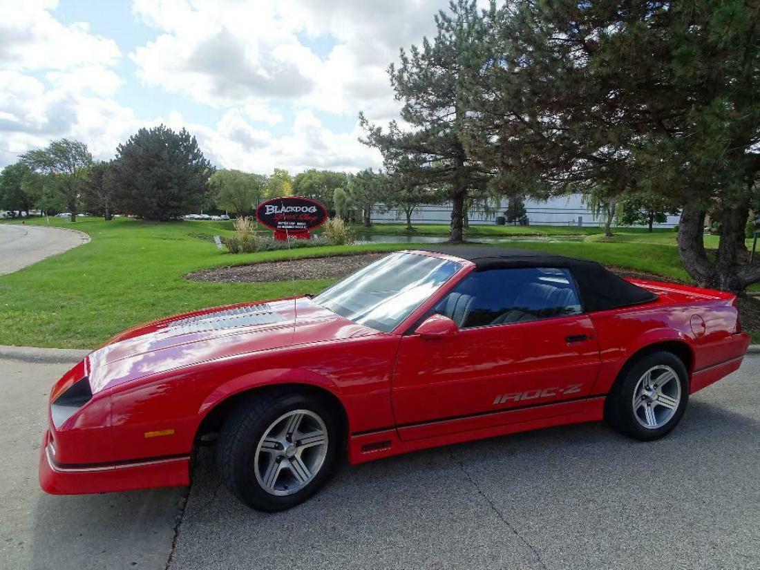 1988 Chevrolet Camaro IROC-Z Convertible - photo 2