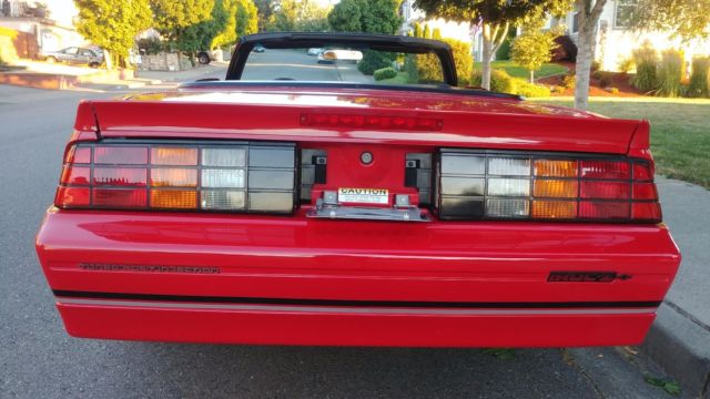 1988 Chevrolet Camaro Iroc Z - photo 10