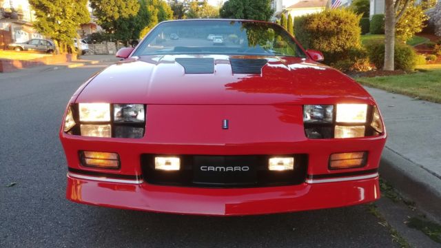 1988 Chevrolet Camaro Iroc Z - photo 11