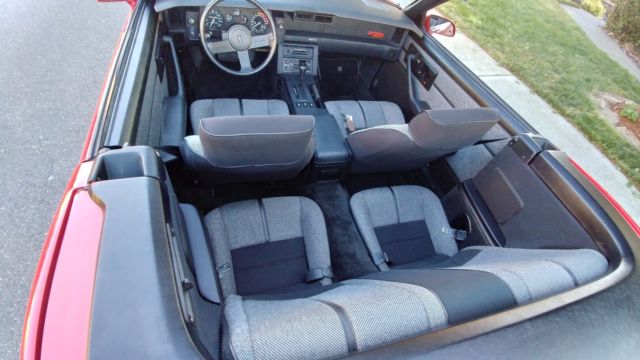 1988 Chevrolet Camaro Iroc Z - photo 12