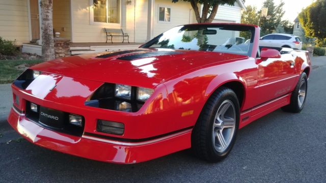 1988 Chevrolet Camaro Iroc Z - photo 3
