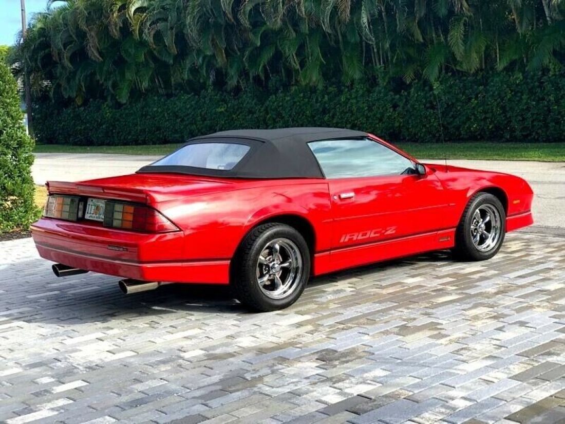 1988 Chevrolet Camaro IROC Z convertible - photo 8