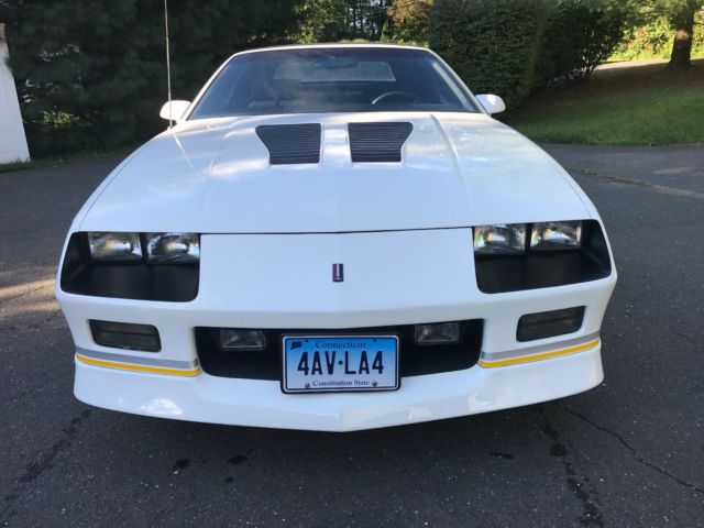 1988 Chevrolet Camaro - photo 3