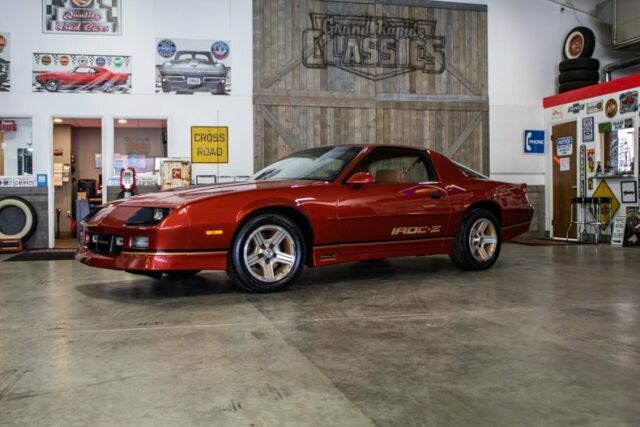 1988 Chevrolet Camaro IROC-Z L98 5.7L Hardtop 45k MILES 1988 Chevrolet Camaro IROC-Z L98 Hardtop